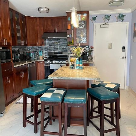Amazing Waikiki Beach Condo 2Bed2Bath+Free Parking Honolulu Luaran gambar
